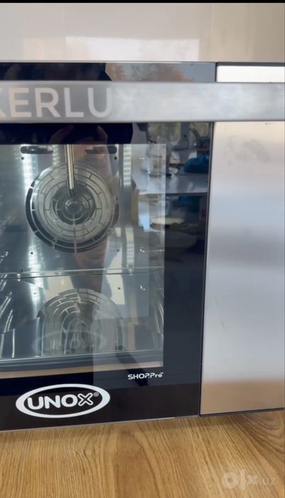 Sotiladi — UNOX XEFR-04HS-ELDV-1 Konveksion pechi (Italiya)