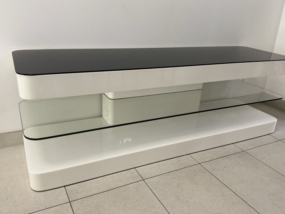 Comoda moderna TV din MDF si blat de sticla - ca nou
