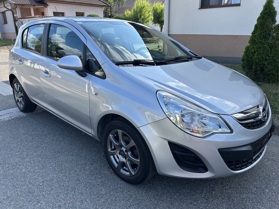 Opel Corsa 1.2 Benzina 85 Cp an 2012  Euro 5  Klimatronic