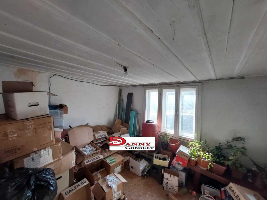 Продава се Къща в Велико Търново, Акация - 55 кв.м за 1273 €/кв.м - Снимка #19