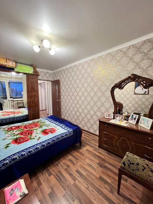 Продам трёхкомнатную квартиру