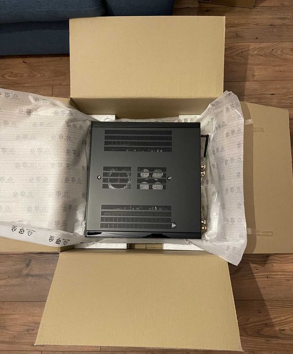 Sistem audio HI-FI - Yamaha R-N2000A + Boxe Mission 770 ca noi