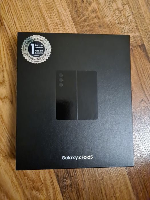 Galaxy Z Fold 5 Black.