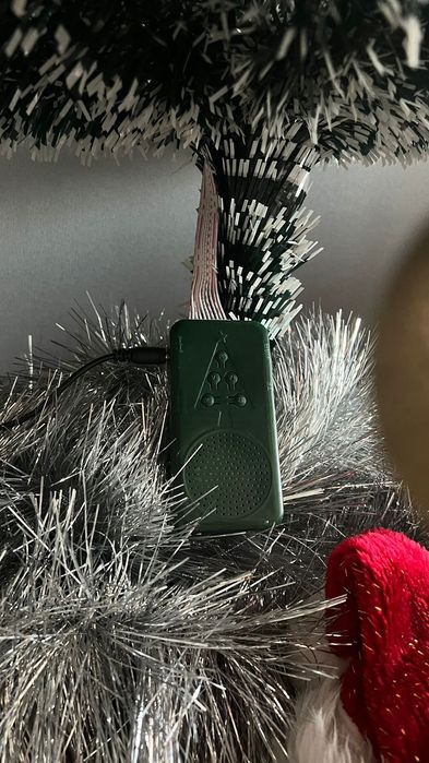 Шикарная ёлка с блютузом