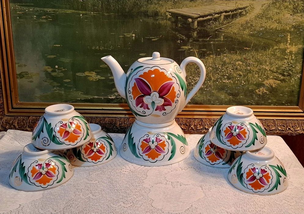 Сервизы Советских времён разные