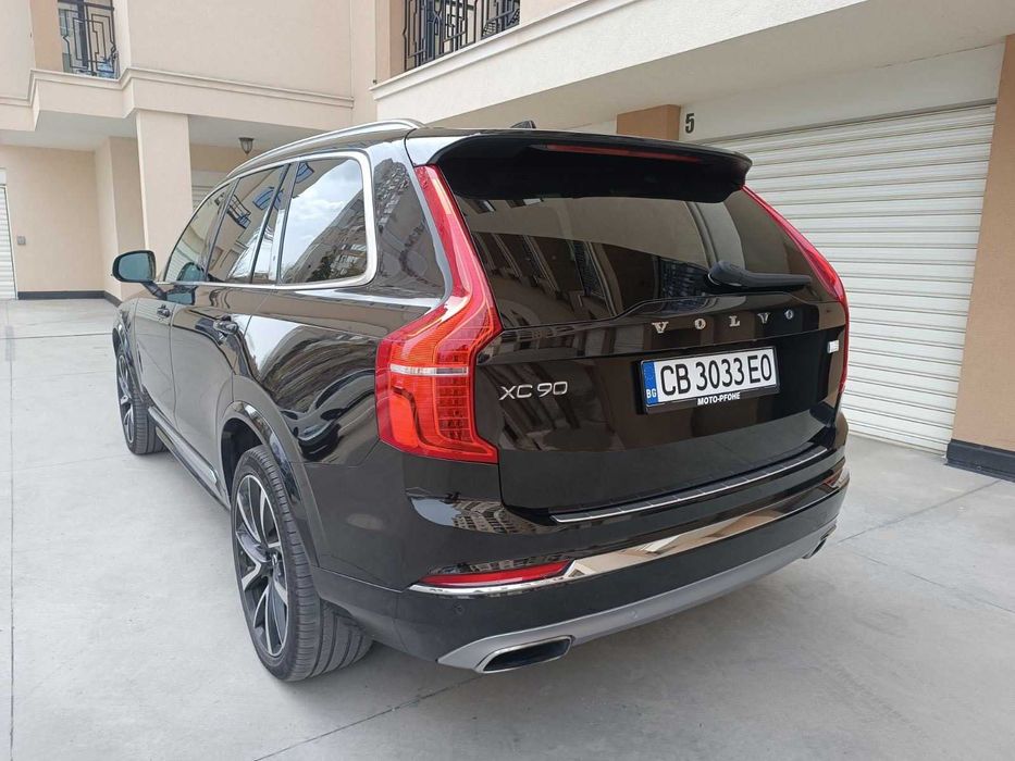 Volvo Xc90 T8 Recharge 7-местен 392кс Обслужен