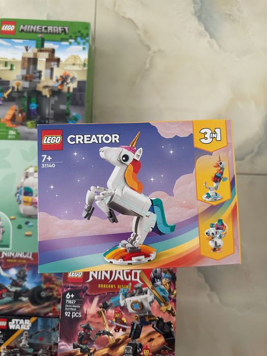 20 комплекта Lego