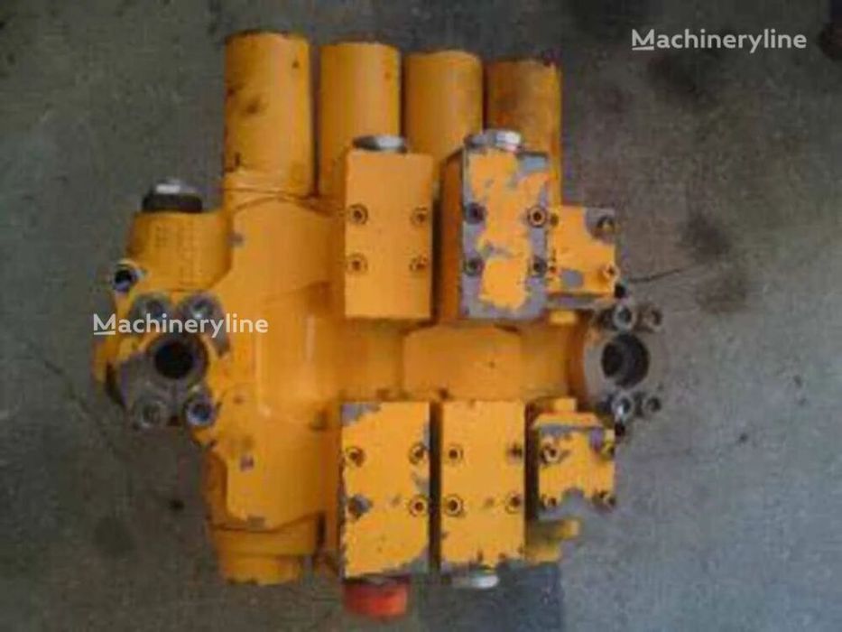 Distribuitor hidraulic Bobcat - Componentă Industrială