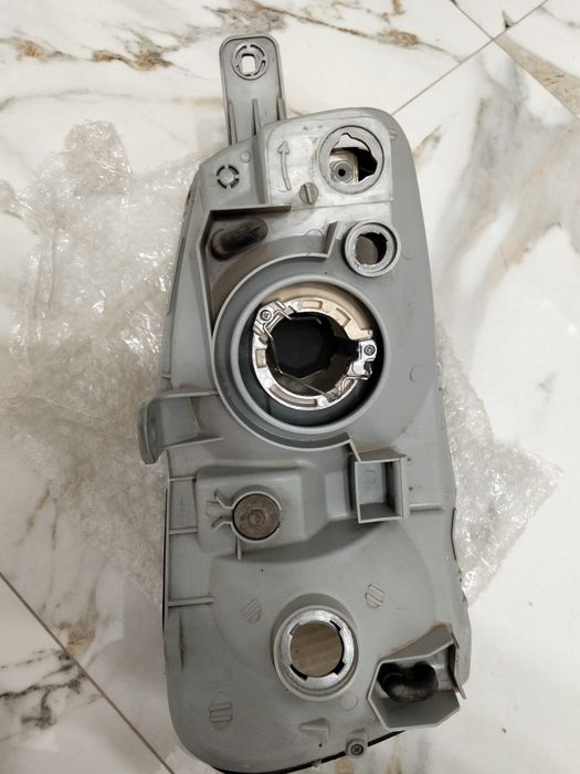 Продам Фару Хендай Акцент Тагаз