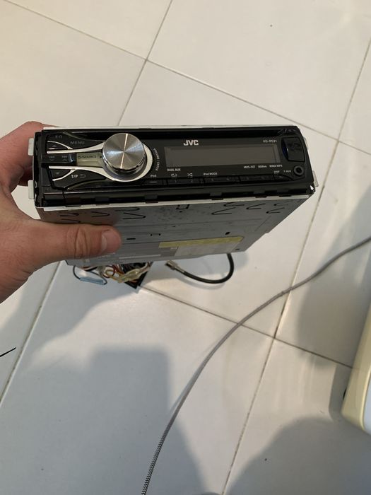 Авто Cd плеър JVC USB