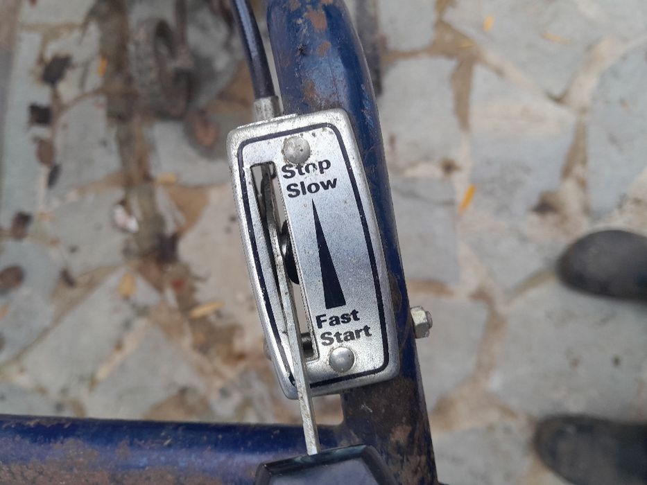 Продавам мото фреза беэ мотор