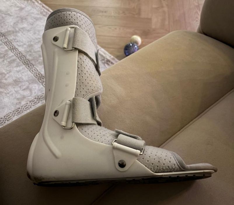 Фиксатор для ног при перелома