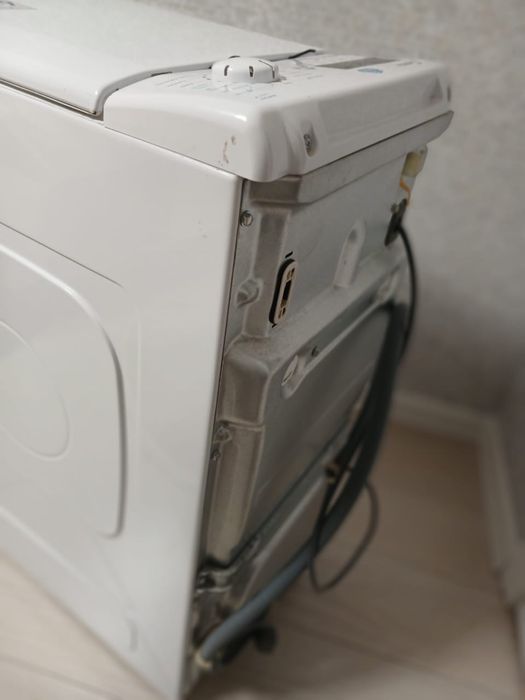 Продам стиральную машинку