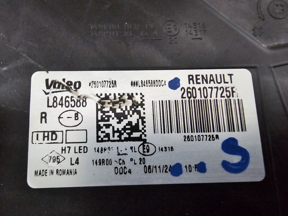 Far dreapta led Dacia Duster 3 / Bigster cod 260107725R
