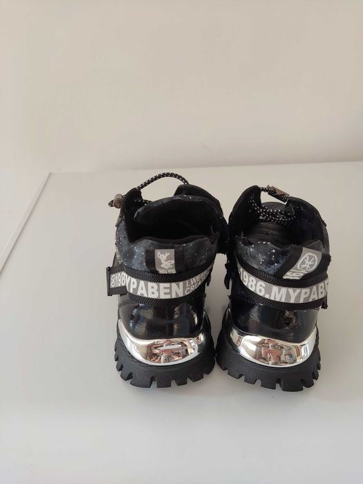 Детская обувь для девочки