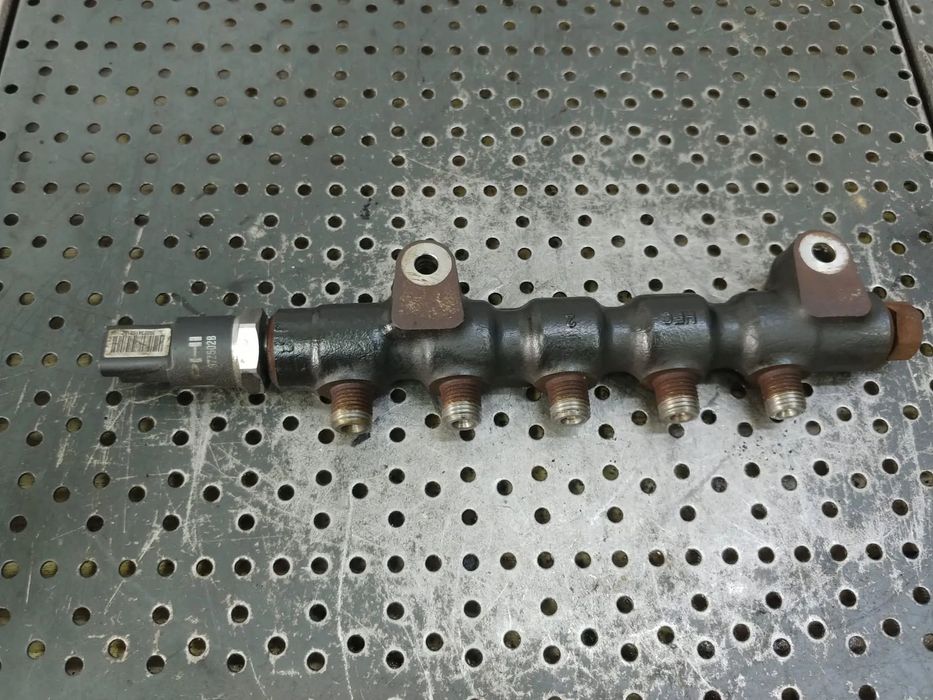 rampa injectoare 8hy citroen c3 1.4 hdi  9642095280