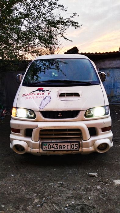 Продается делика 2005
