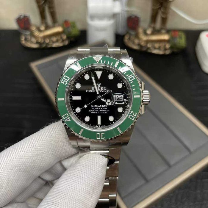 Rolex submariner hulk 40mm