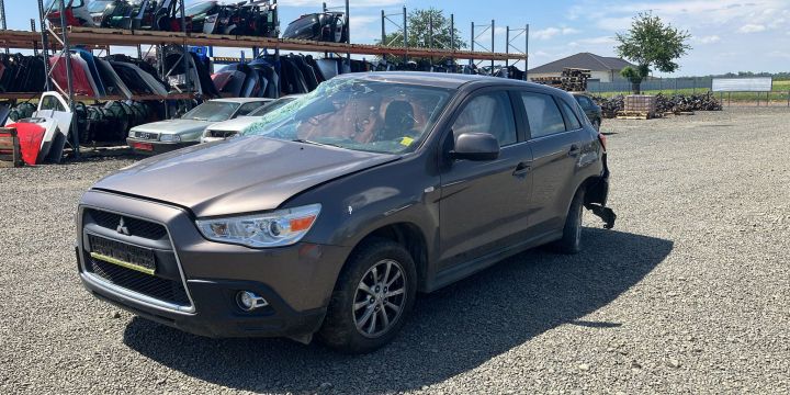 Usita rezervor 1711A033 1711A033 Mitsubishi ASX prima generatie