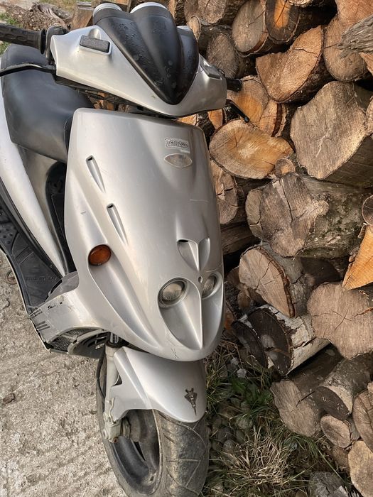 Anunț pentru piese de Malaguti f12 Phantome R