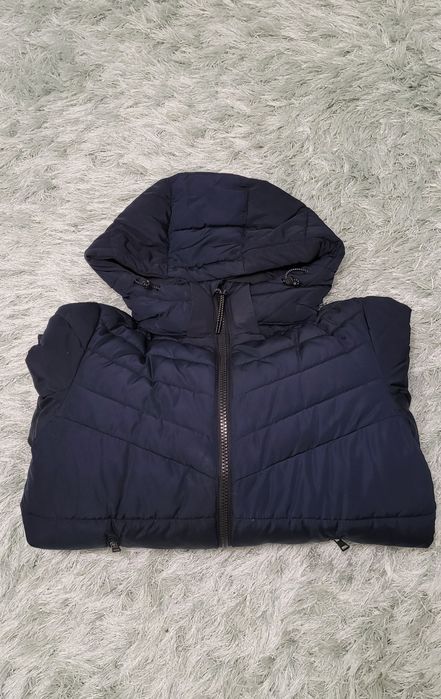 Мъжко зимно яке Tom Tailor - размер S

120 лв.