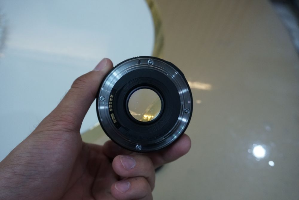Canon EF 50mm f/1.8 STM