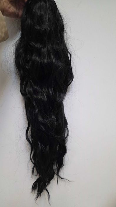 Extensie coadă de cal BARSDAR 66 cm, ondulată, cu șnur reglabil – Negru natural 1B