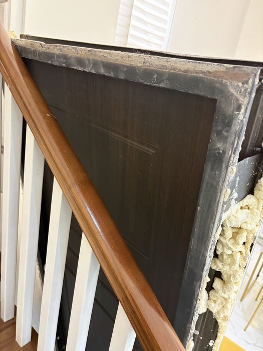 Продам железную дверь