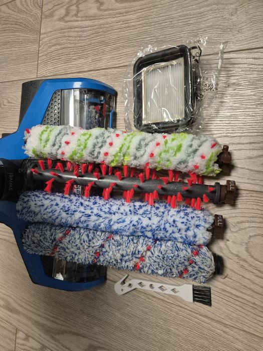 Aspirator cu spalare Bissell crosswave