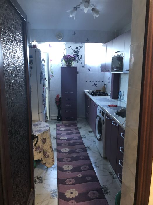 Inchiriez apartament 2 camere