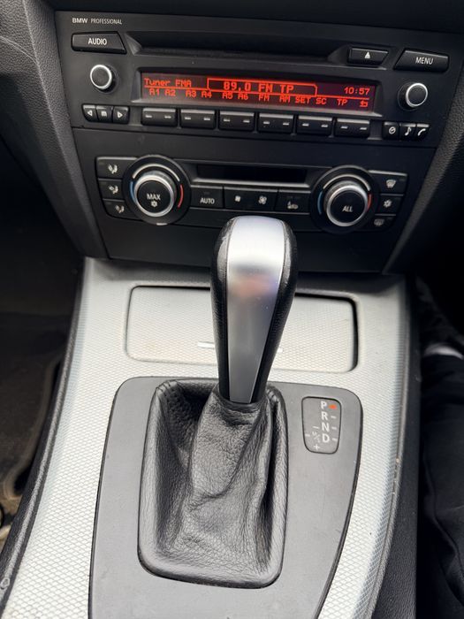 Nuca schimbator automat bmw e90 e91 e92 e93 e81 e87 e82 e88 e60 e61 e8