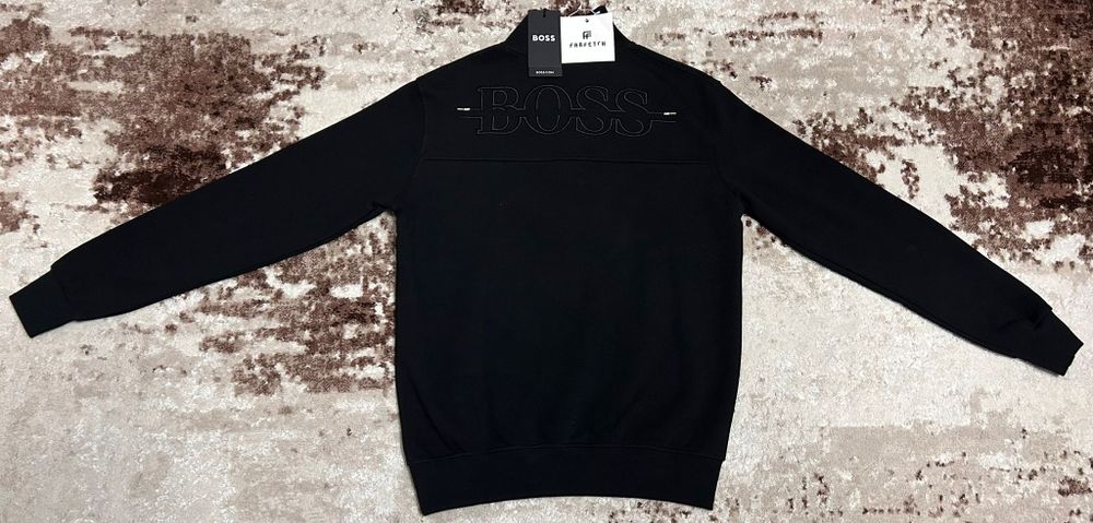 Vând bluza noua de bărbați Boss,bumbac