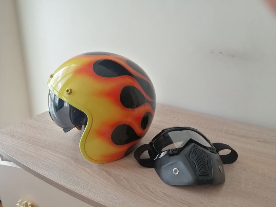 Мото каска MT  Le mans