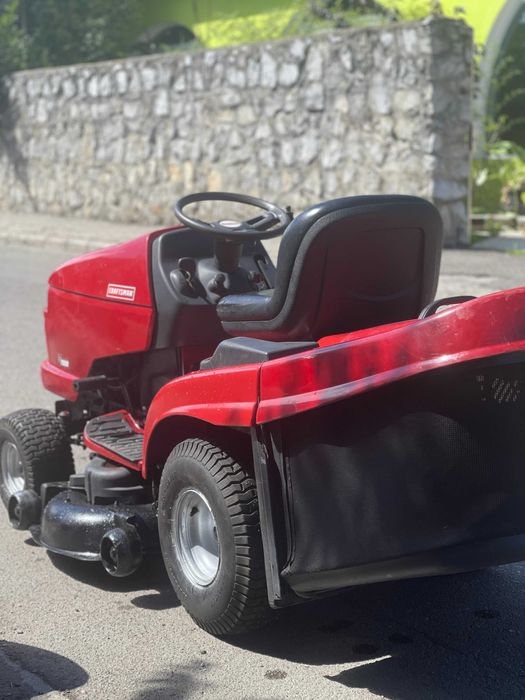 Tractoras de tuns iarba Craftsman 28HP Vtwin