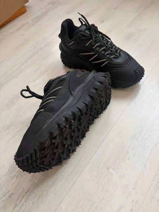 Мъжки обувки тип Moncler TailGrip 42 размер нови без забележка