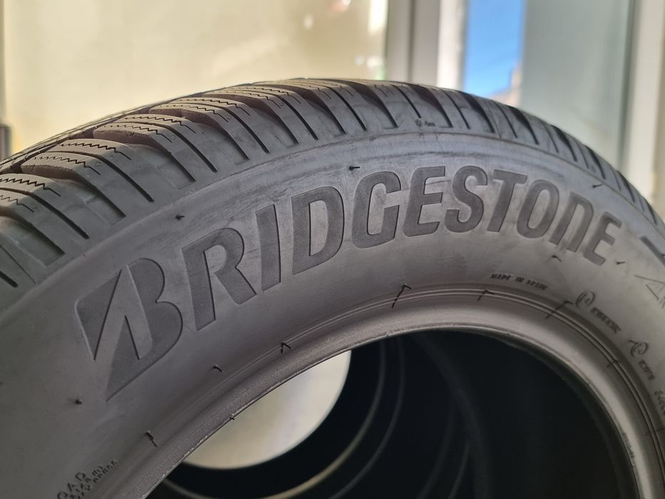 "Dot 23" 235/60/18 Bridgestone 4Броя: 600лв 6.5мм