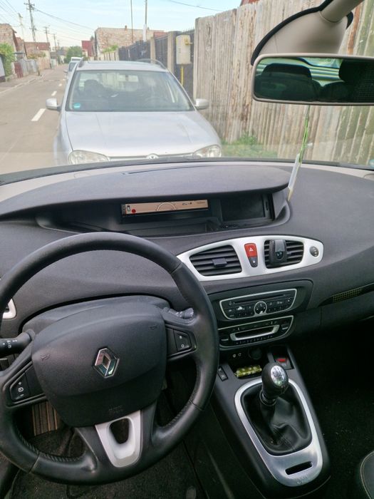 Renault Megane Scenic