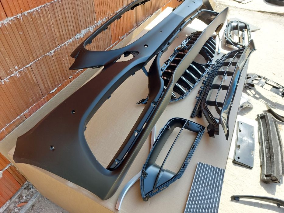 AMG Предна броня за Mercedes C-Class W205 от 2014 до 2018г тип C63