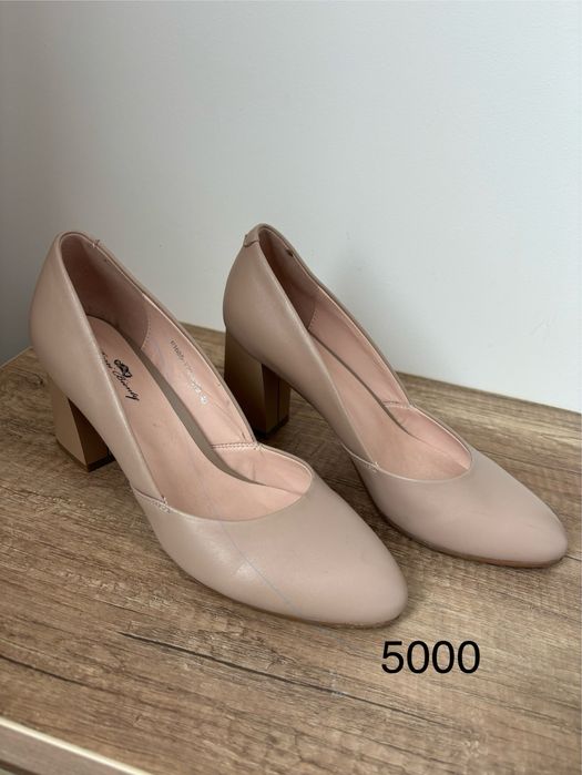 Босоножки, туфли  размер 39