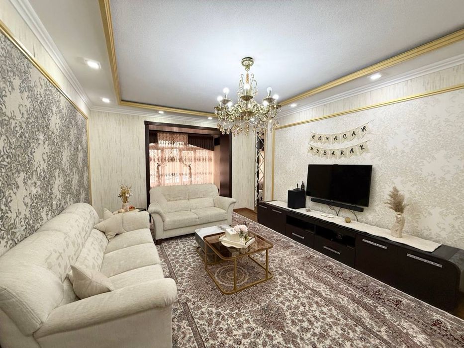 Продается 4 комнатная квартира на Ц-2