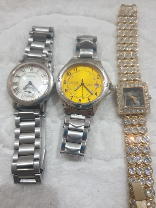 Vind ceasuri mecanice automate