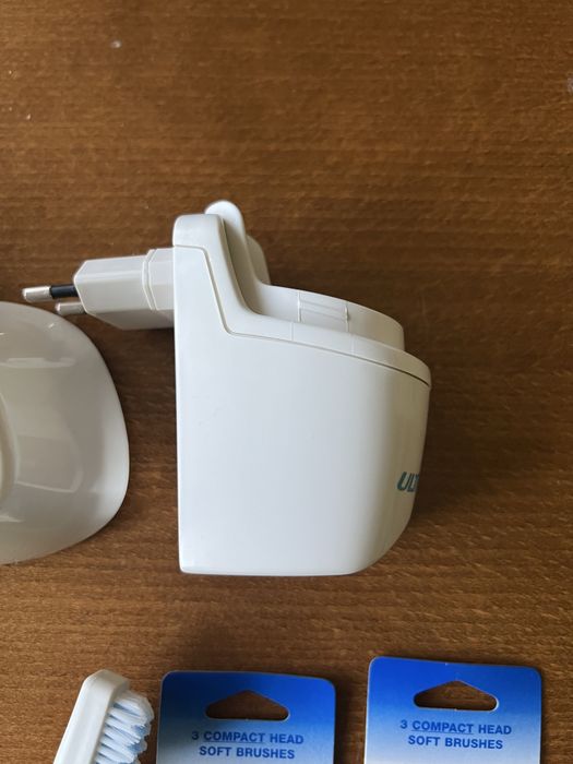 ULTRASONEX Електрически четки за зъби НЕИЗПОЛЗВАНИ