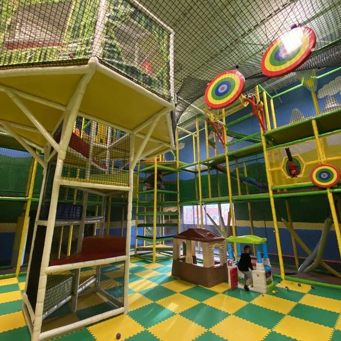 Лабиринты и игровые зоны