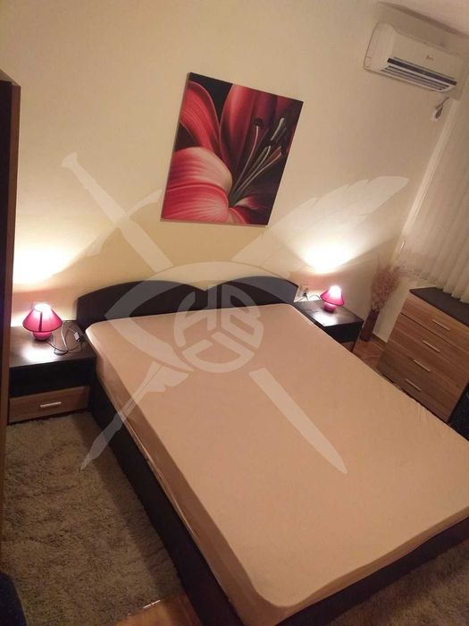 Дава се под наем Тристаен апартамент в Варна, Лятно кино Тракия - 78 кв.м за 600 € - Снимка #2