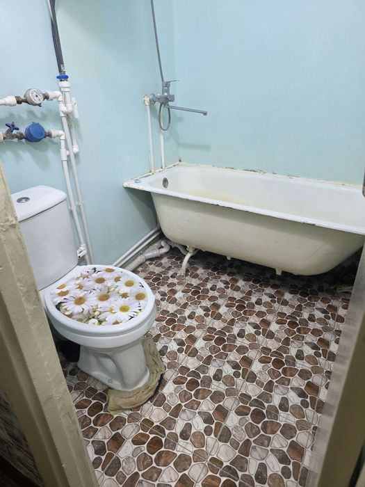 Kvartira sotiladi uy sotiladi margilon sh 1 xonali kanbinat