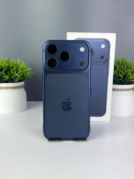 Телефон Apple iPhone 17 Pro 256GB