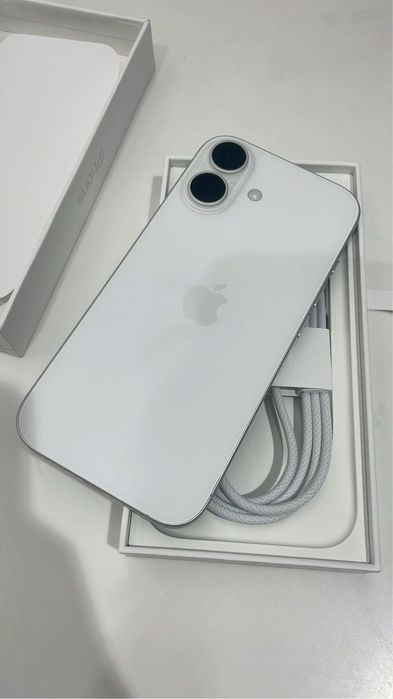 Айфон 17 256гб  идеаль iphone 17