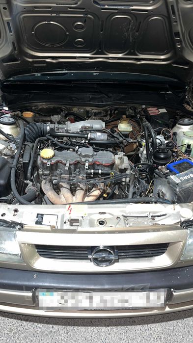 Продам машину опел вектра