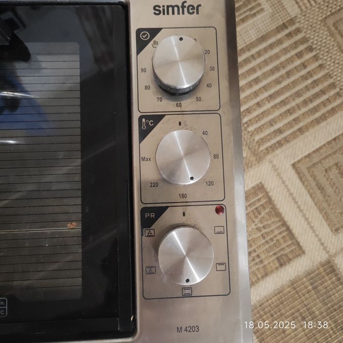 Продам электродуховку simfer
