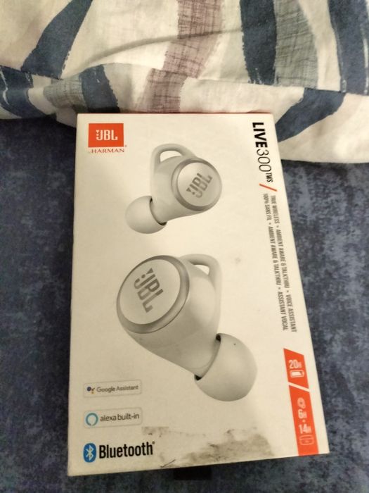 Наушники Jbl live 300tws